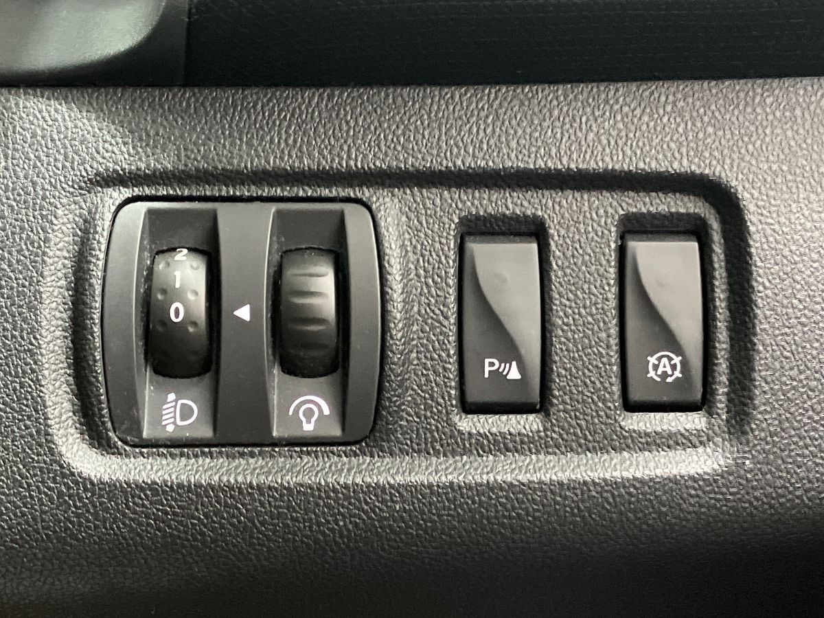 Used Renault Clio 2016 for sale - 76518200: Photo 33