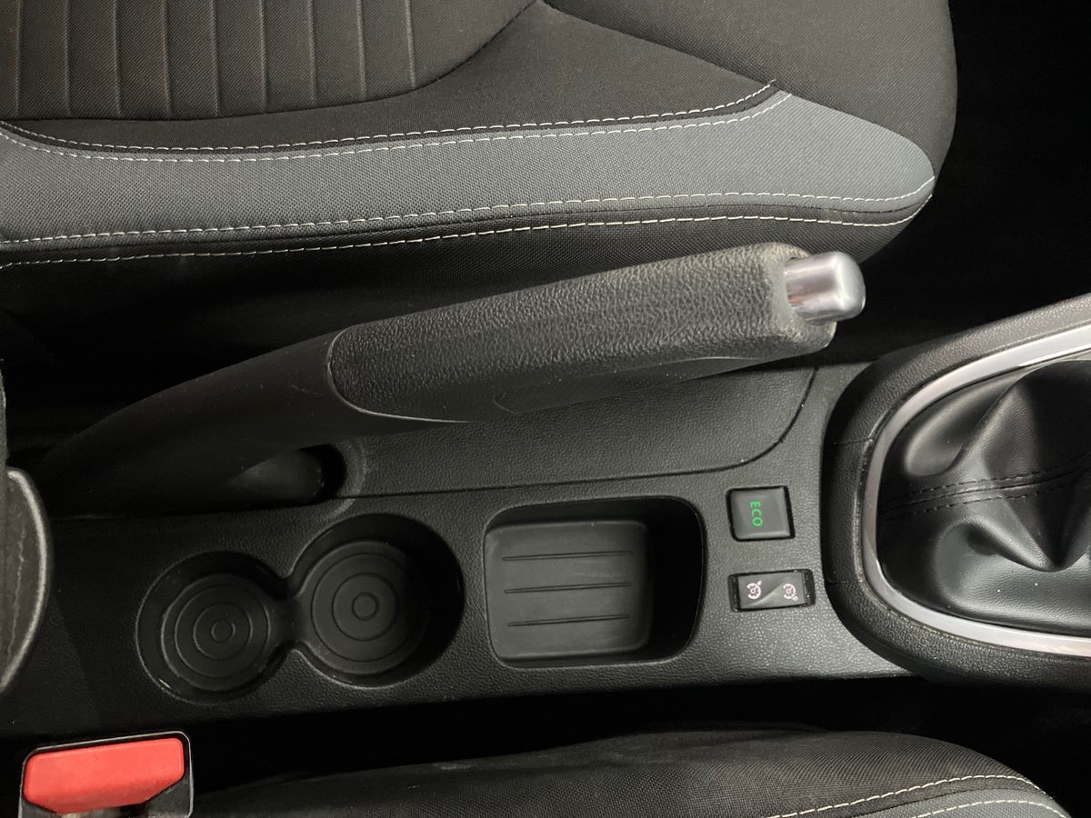 Used Renault Clio 2016 for sale - 76518200: Photo 37