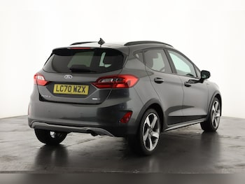 Used Ford Fiesta 2020 for sale - 76869667: Photo