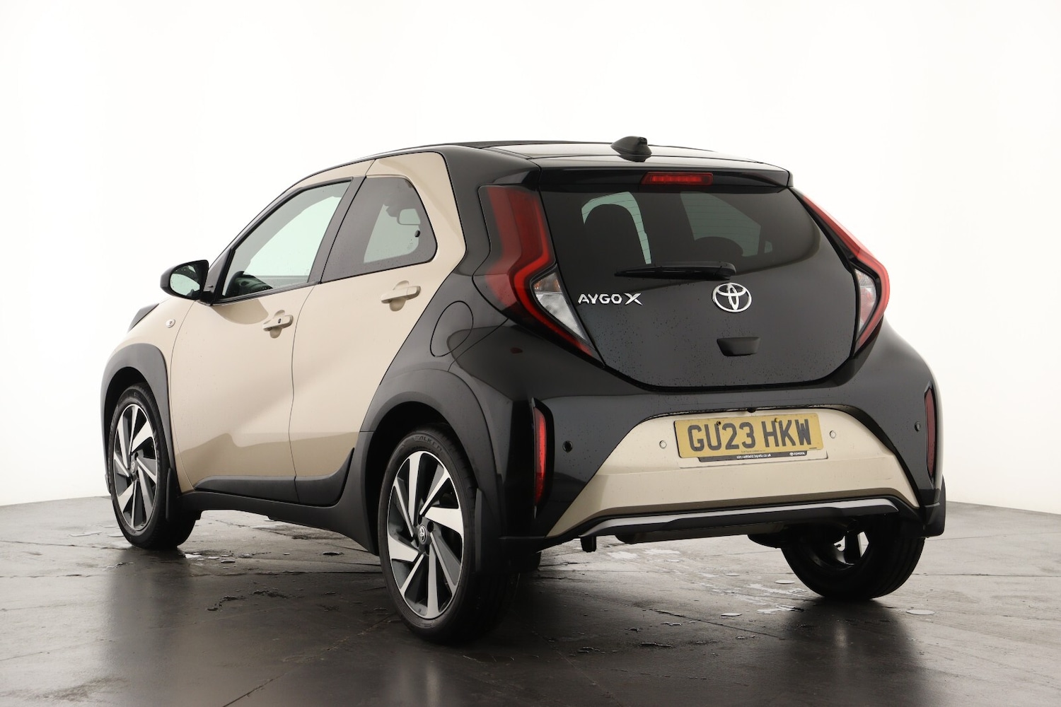 Used Toyota Aygo X 2023 for sale - 76984156: Photo 8