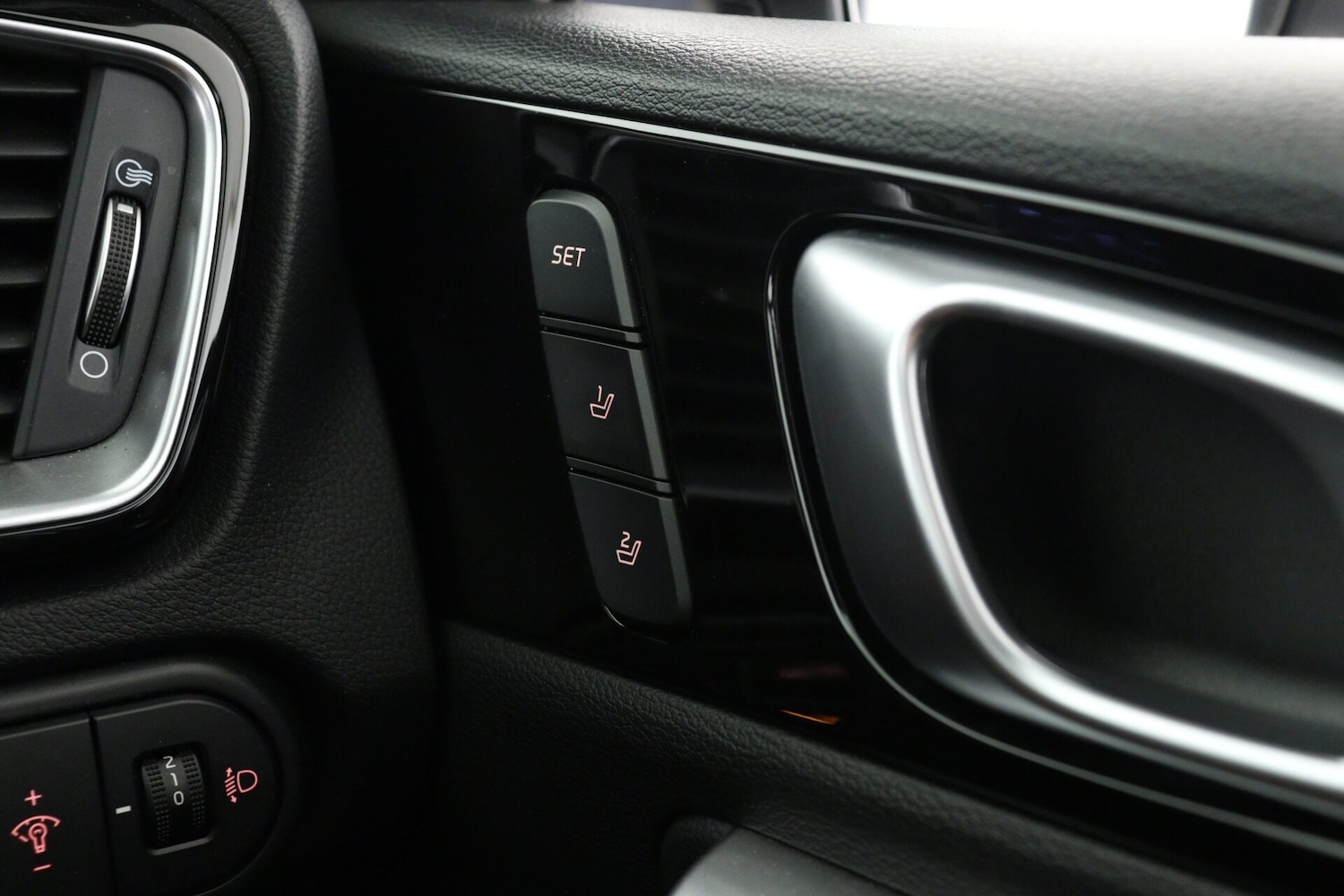 Used Kia Ceed 2023 for sale - 76871897: Photo 29