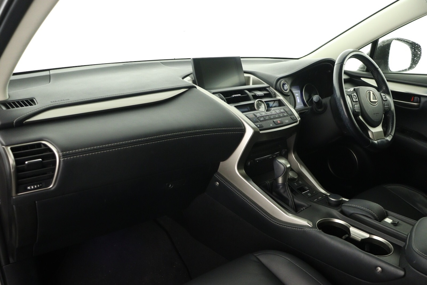 Used Lexus NX 2016 for sale - 76873029: Photo 11