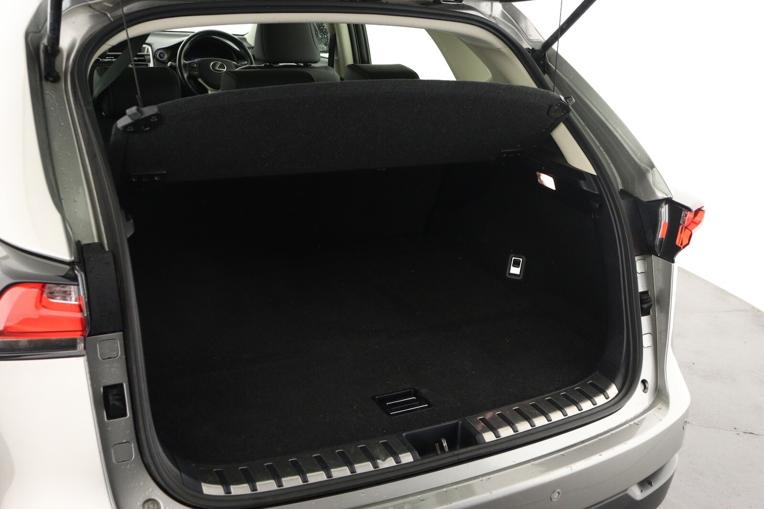 Used Lexus NX 2016 for sale - 76873029: Photo 9