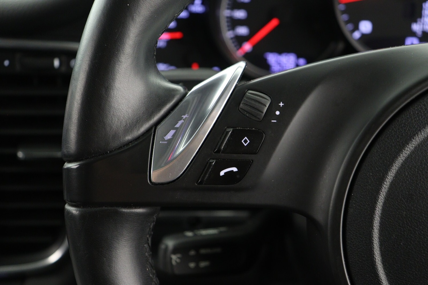 Used Porsche Panamera 2013 for sale - 76086600: Photo 32