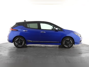 Used Nissan Leaf 2022 for sale - 78042047: Photo