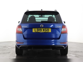 Used Skoda Fabia 2019 for sale - 76079366: Photo 2