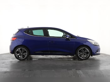 Used Renault Clio 2018 for sale - 77717857: Photo