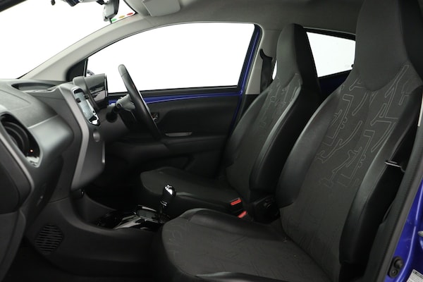Used Toyota AYGO 2020 for sale - 76297604: Photo 10