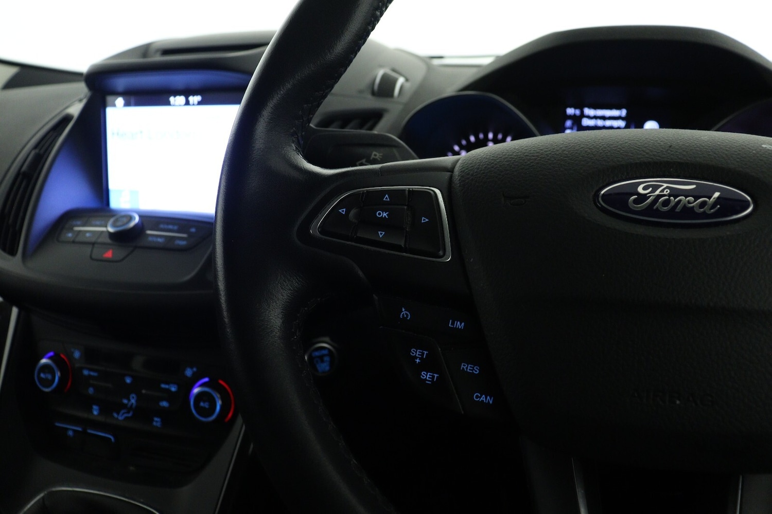 Used Ford Kuga 2017 for sale - 76869769: Photo 19