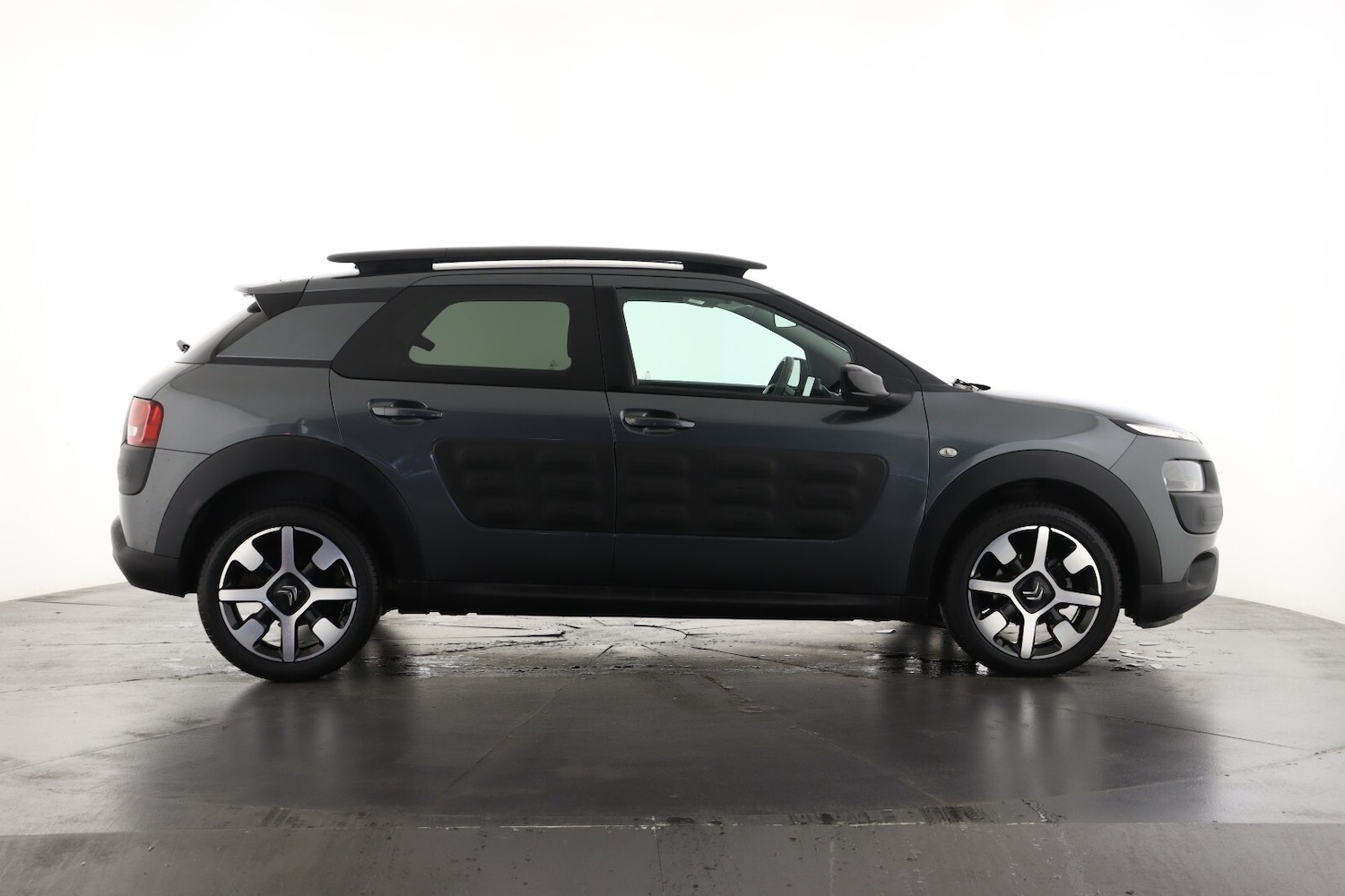 Used Citroen C4 Cactus 2016 for sale - 76874864: Photo 4