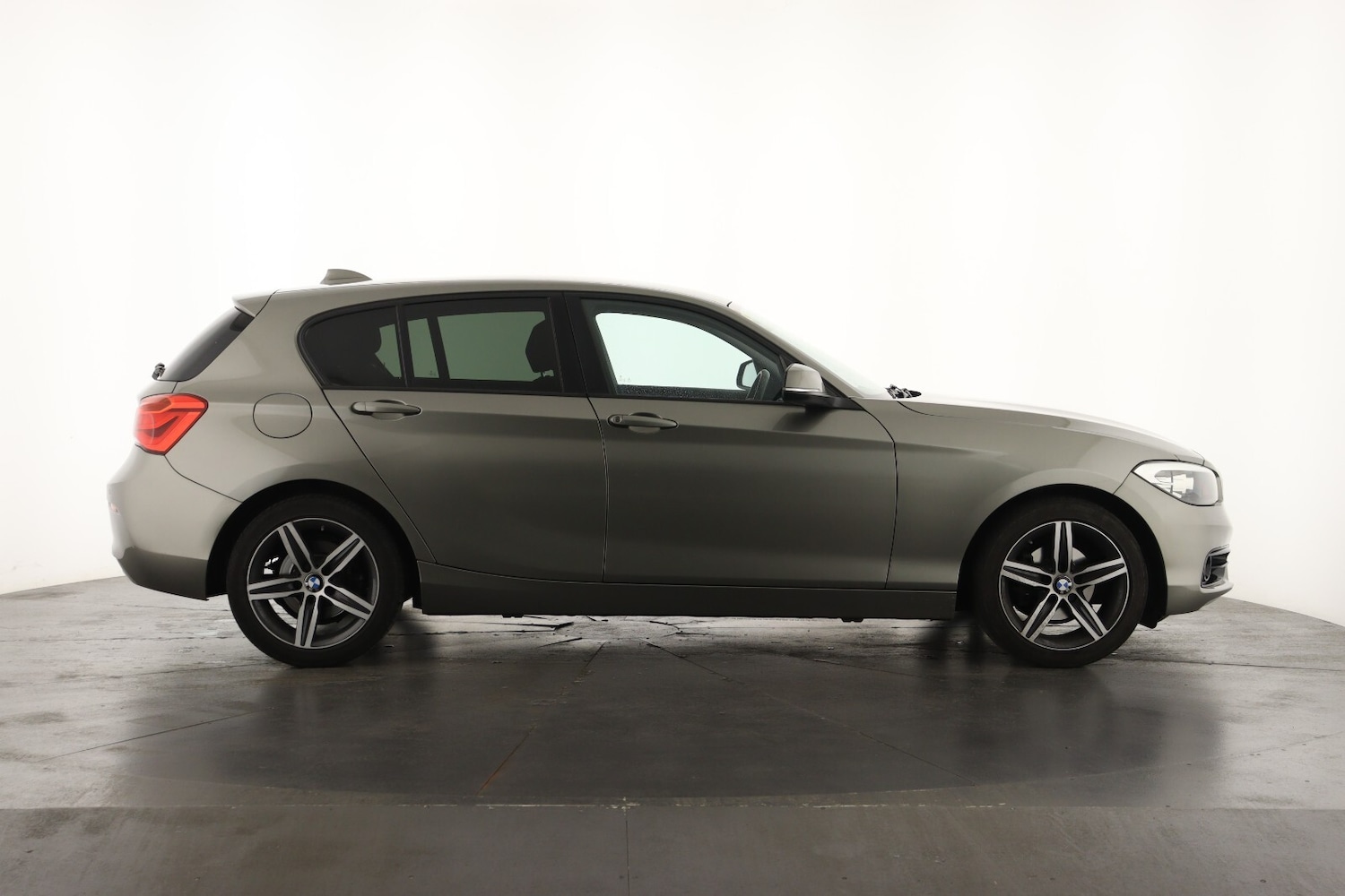 Used BMW 1 Series 2017 for sale - 76609627: Photo 4