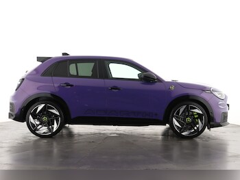 Used Abarth 600e 2025 for sale - 78450055: Photo