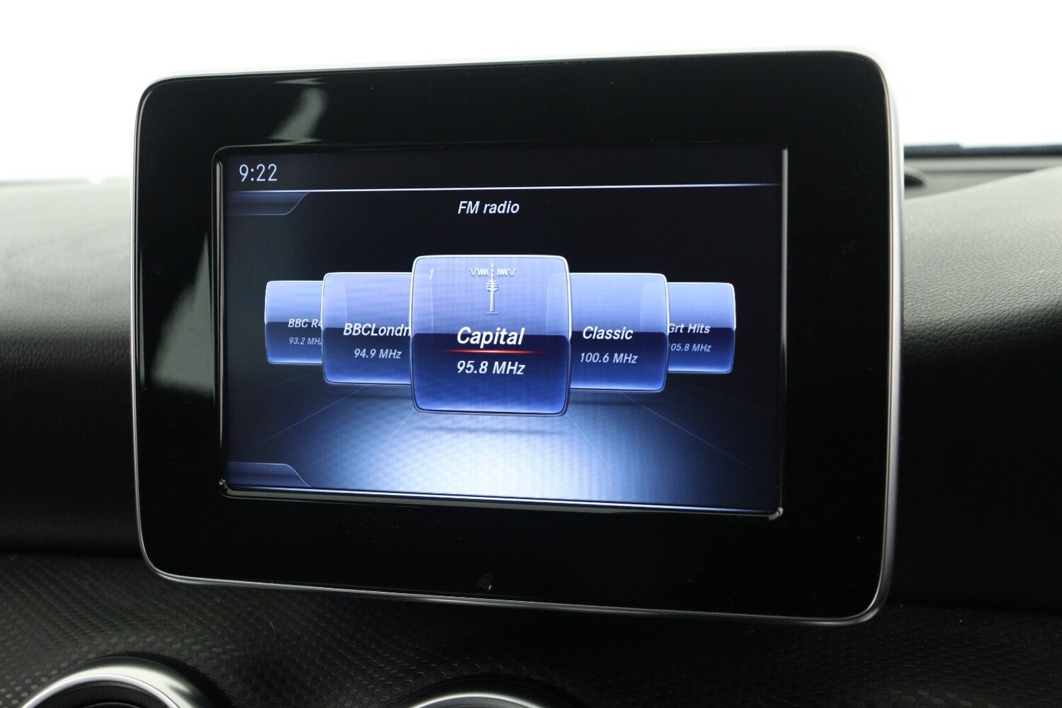 Used Mercedes-Benz A-Class 2015 for sale - 77406228: Photo 15