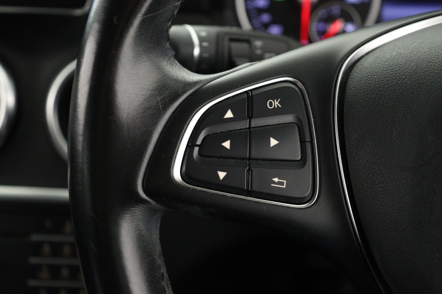 Used Mercedes-Benz A-Class 2015 for sale - 77406228: Photo 23