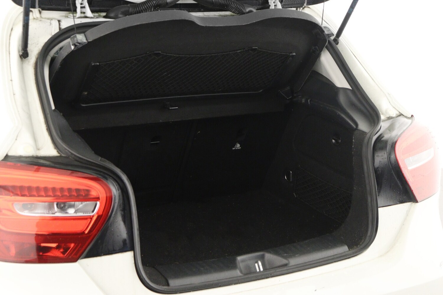 Used Mercedes-Benz A-Class 2015 for sale - 77406228: Photo 9