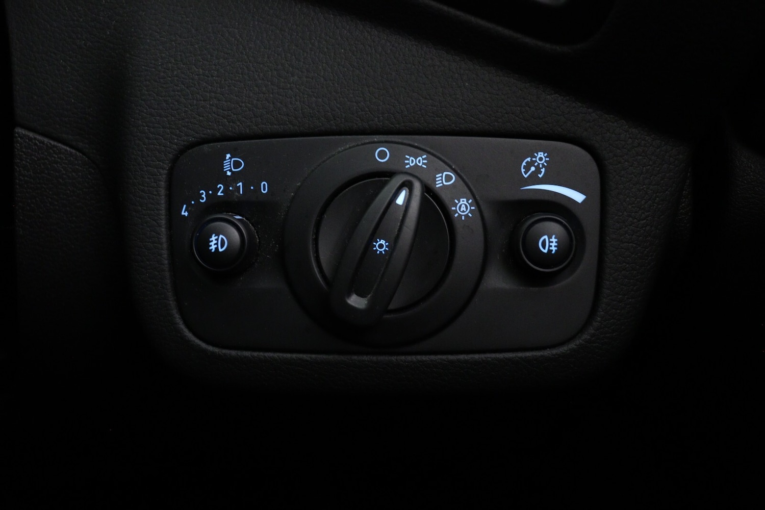 Used Ford Kuga 2019 for sale - 76872666: Photo 27