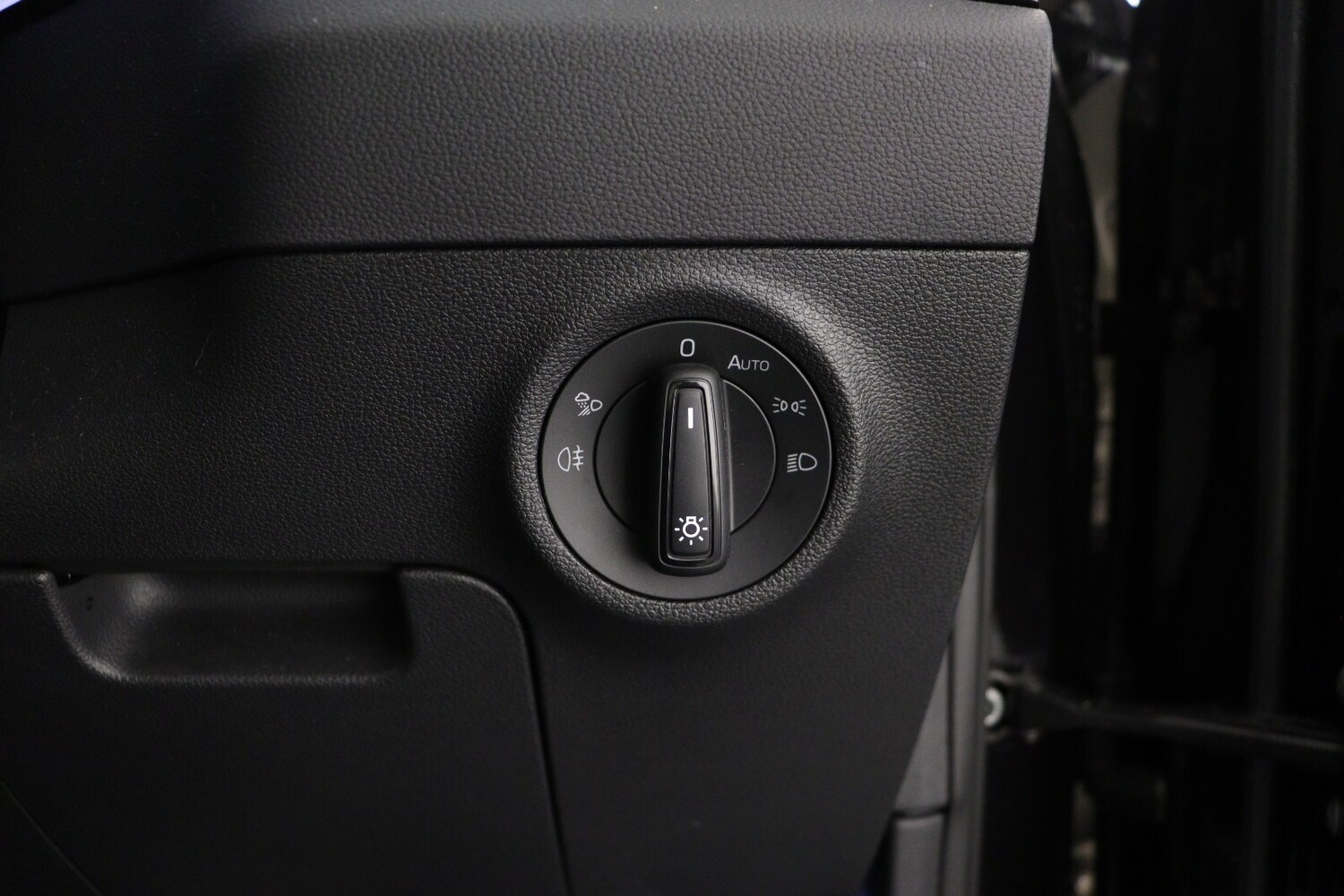 Used Skoda Karoq 2022 for sale - 75984797: Photo 24