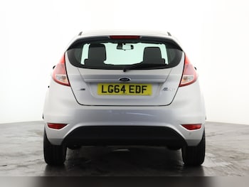 Used Ford Fiesta 2014 for sale - 76184029: Photo 2