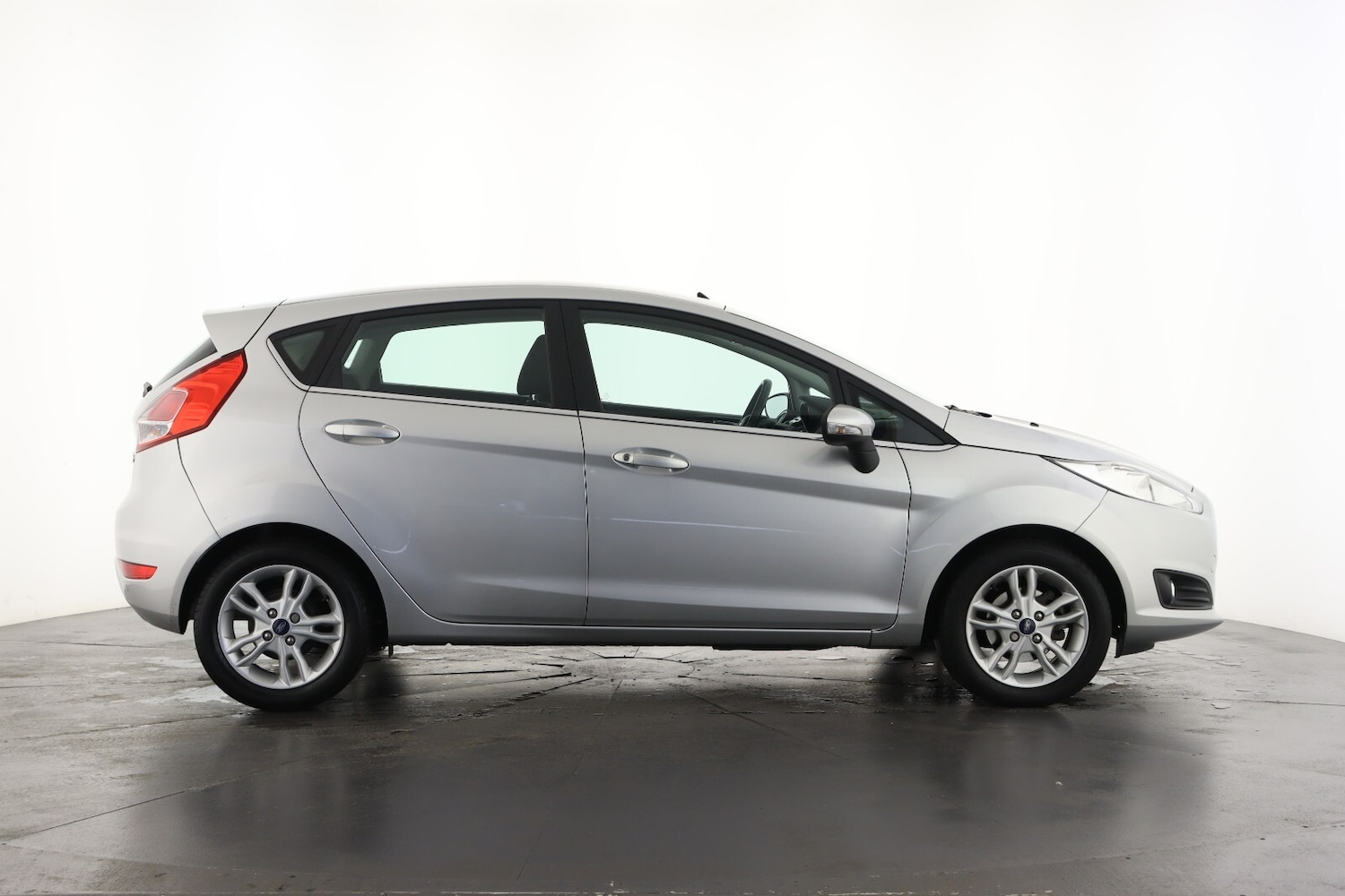 Used Ford Fiesta 2014 for sale - 76184029: Photo 4