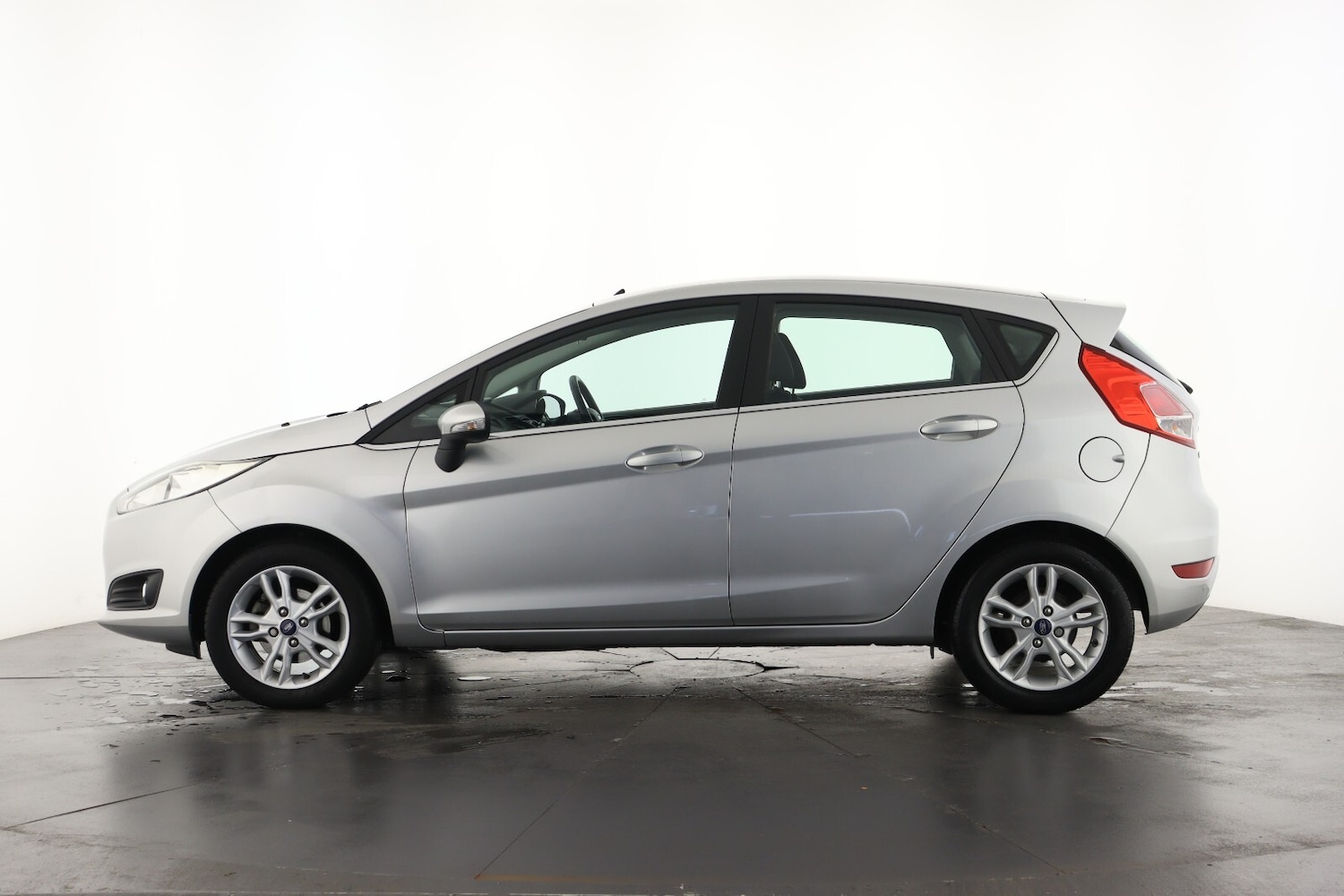 Used Ford Fiesta 2014 for sale - 76184029: Photo 7