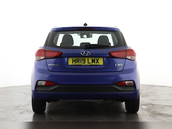 Used Hyundai i20 2019 for sale - 75894912: Photo