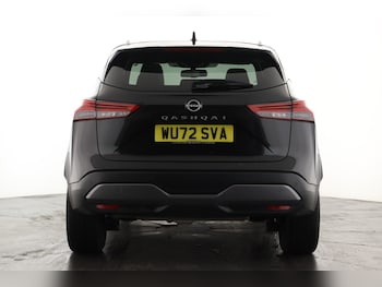Used Nissan Qashqai 2022 for sale - 76289872: Photo 2