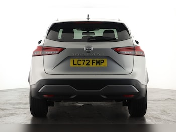 Used Nissan Qashqai 2022 for sale - 75776127: Photo 2
