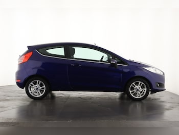 Used Ford Fiesta 2016 for sale - 76332135: Photo 4
