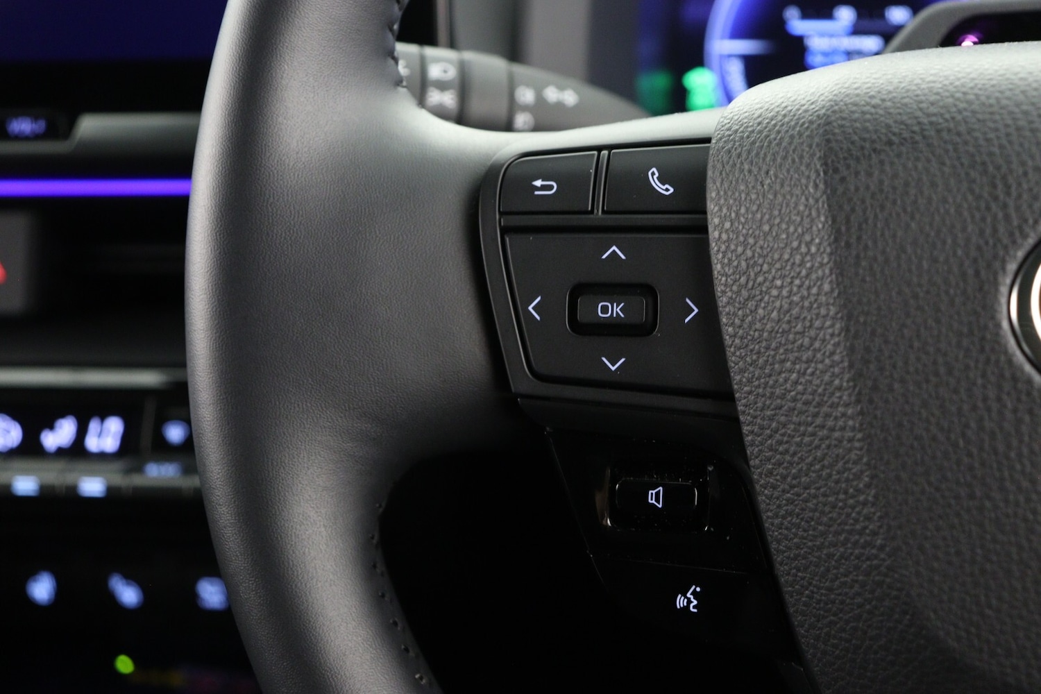 Used Toyota C-HR 2025 for sale - 76959926: Photo 28