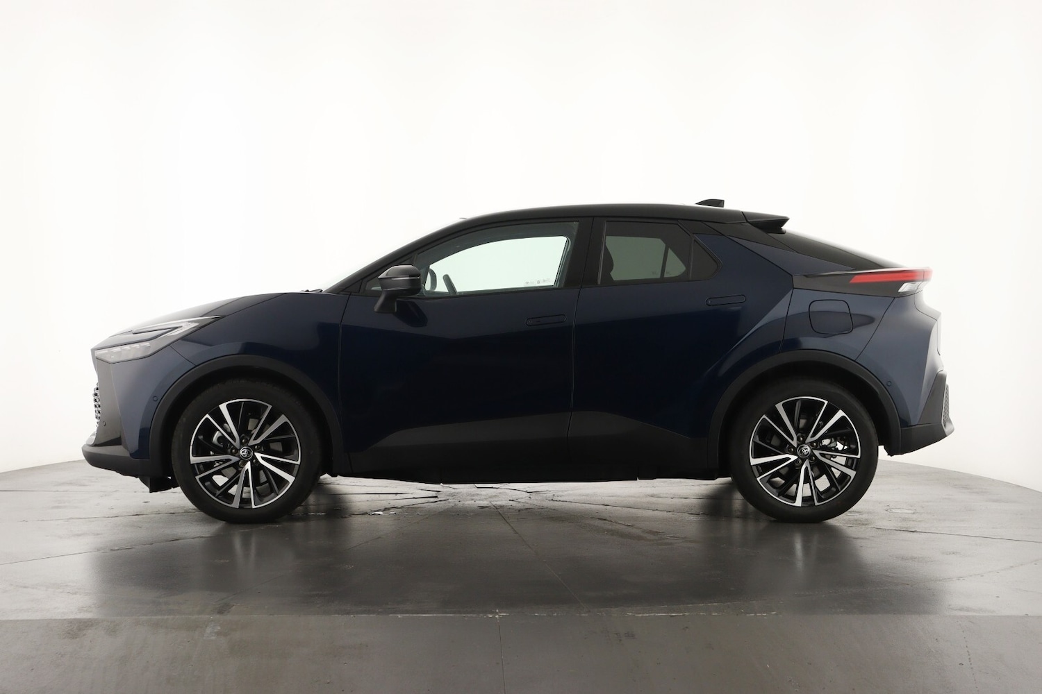 Used Toyota C-HR 2025 for sale - 76959926: Photo 7