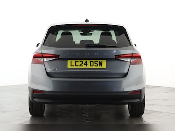 Used Skoda Fabia 2024 for sale - 76055638: Photo 2