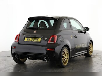 Used Abarth 695 2025 for sale - 78450072: Photo