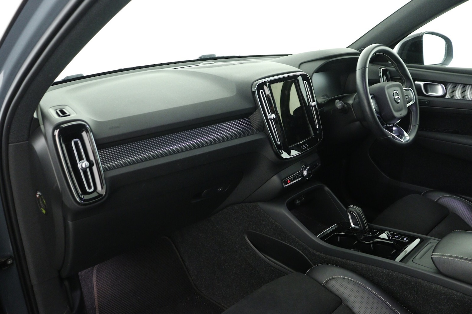 Used Volvo XC40 2020 for sale - 77640671: Photo 11