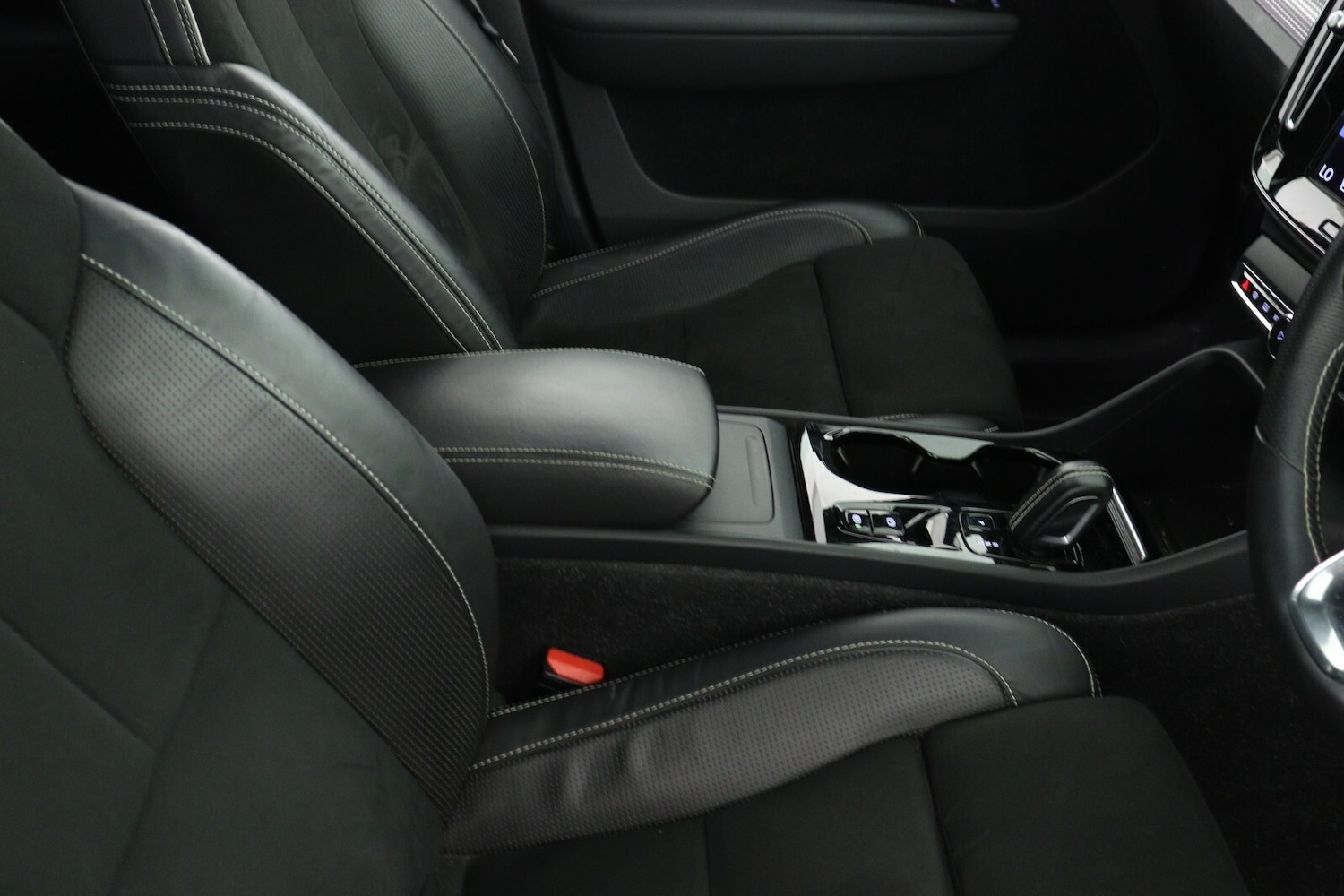 Used Volvo XC40 2020 for sale - 77640671: Photo 25