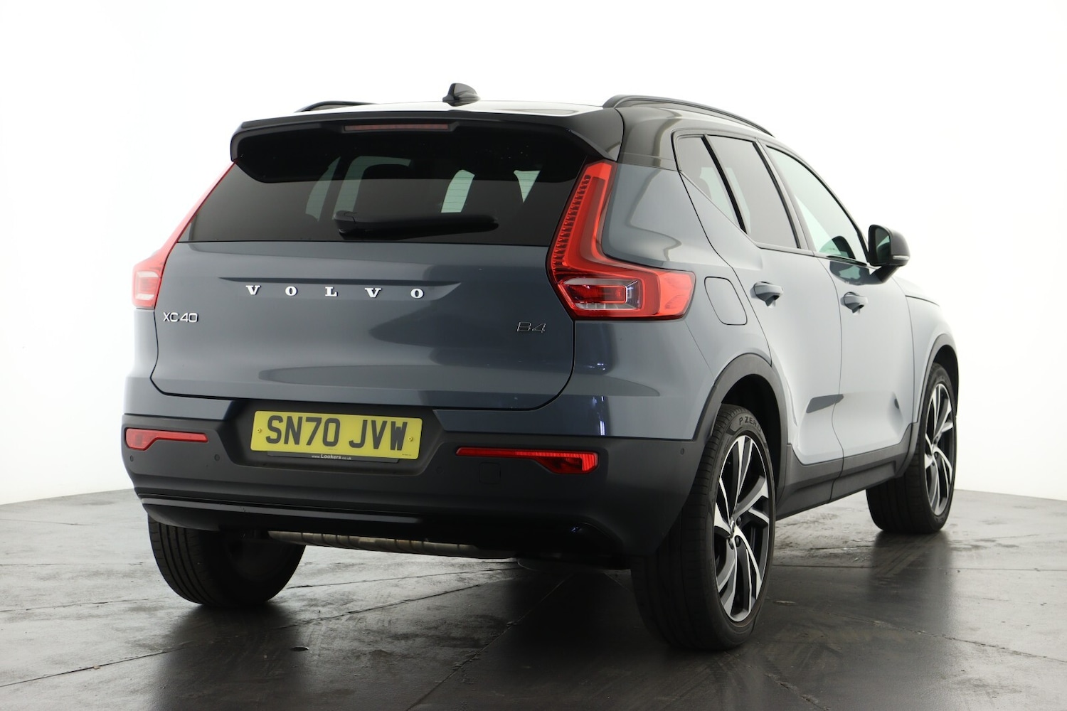 Used Volvo XC40 2020 for sale - 77640671: Photo 3