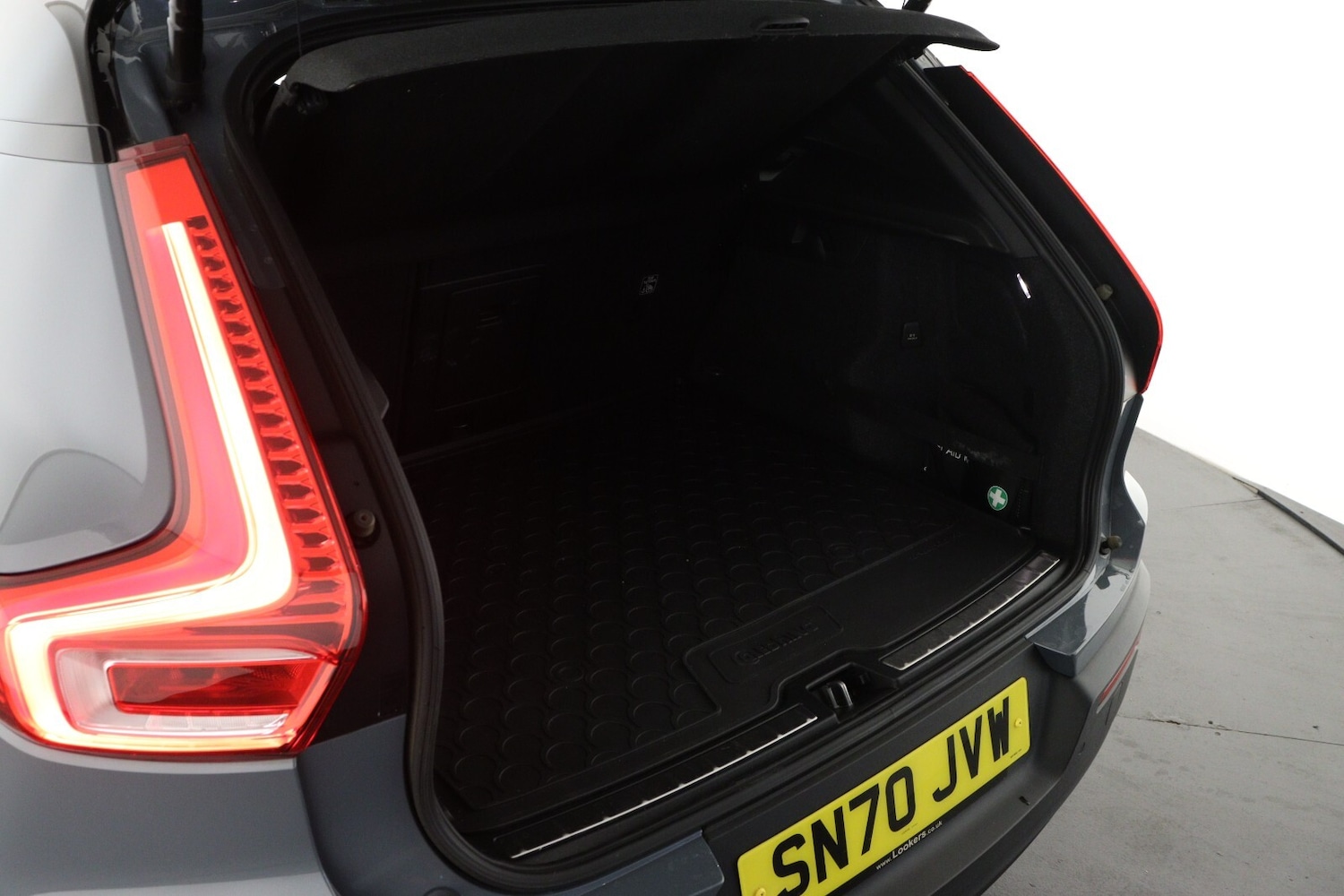 Used Volvo XC40 2020 for sale - 77640671: Photo 9