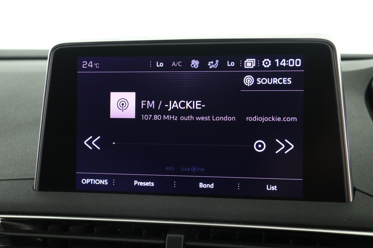 Used Peugeot 3008 2018 for sale - 78172609: Photo 16