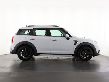 Used MINI Countryman 2019 for sale - 76717498: Photo