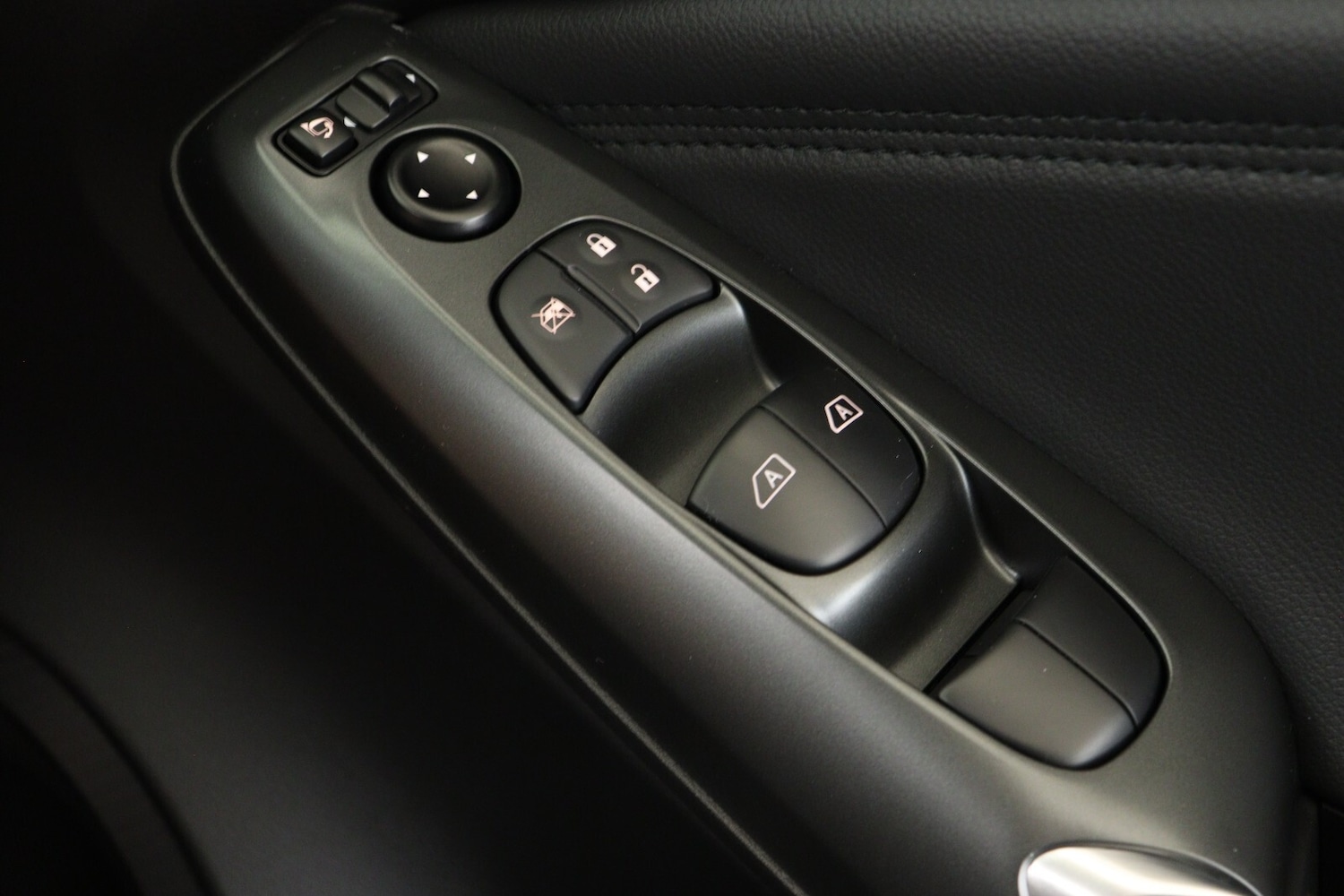 Used Nissan Juke 2024 for sale - 76875015: Photo 27