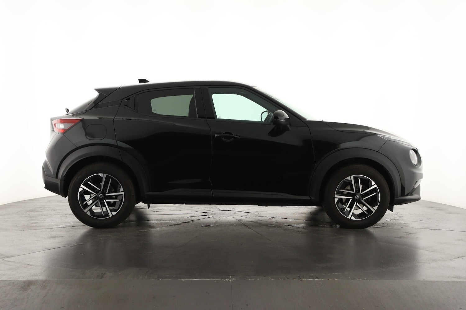 Used Nissan Juke 2024 for sale - 76875015: Photo 4