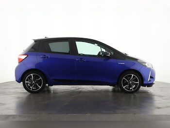 Used Toyota Yaris 2018 for sale - 75324424: Photo