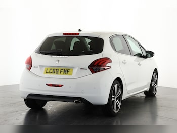 Used Peugeot 208 2019 for sale - 77205753: Photo
