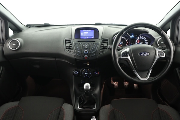 Used Ford Fiesta 2016 for sale - 76332225: Photo 14