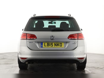 Used Volkswagen Golf 2015 for sale - 75934642: Photo