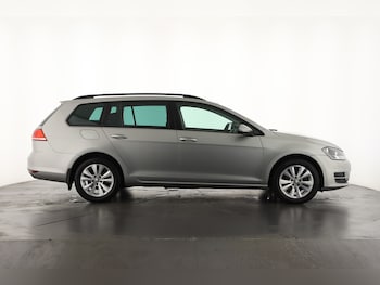 Used Volkswagen Golf 2015 for sale - 75934642: Photo