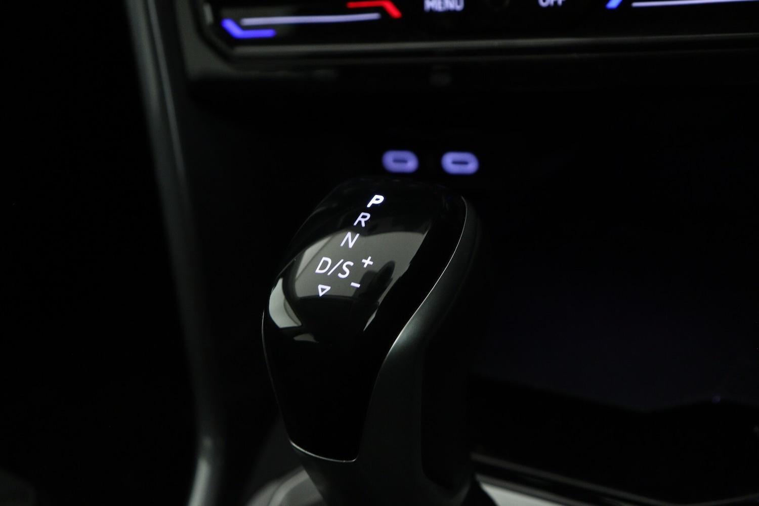 Used Volkswagen T-Roc 2022 for sale - 76870810: Photo 19