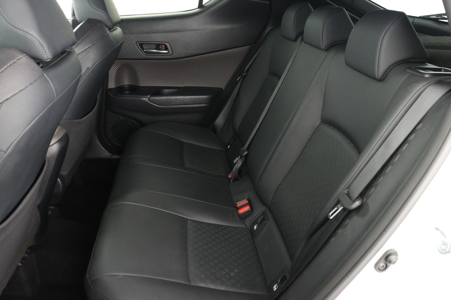 Used Toyota C-HR 2021 for sale - 77269382: Photo 12