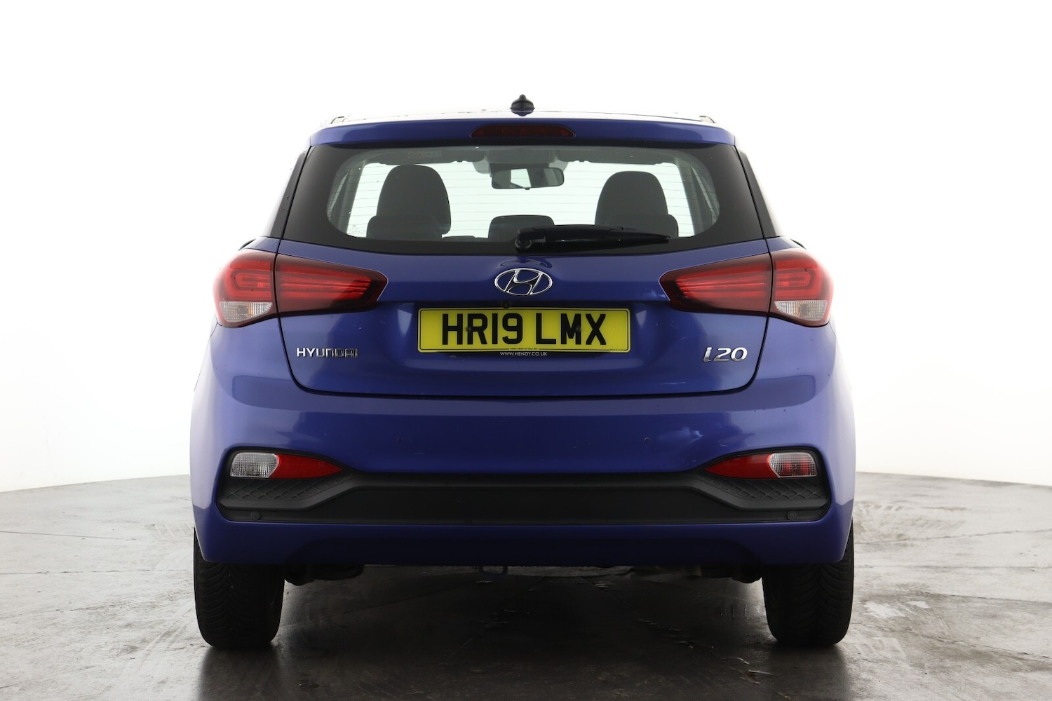 Used Hyundai i20 2019 for sale - 76873915: Photo 2