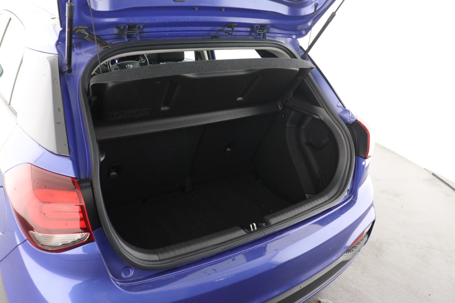 Used Hyundai i20 2019 for sale - 76873915: Photo 9