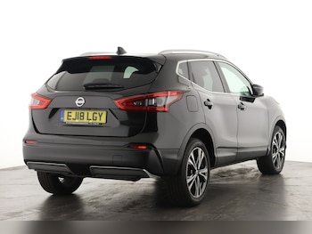 Used Nissan Qashqai 2018 for sale - 76493940: Photo